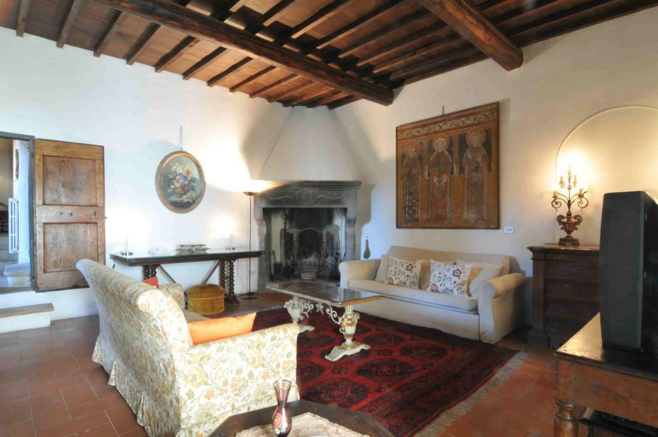 Villa in Private Estate,shared Pool,parking,3km to Ponte Vecchio Florencia Exterior foto